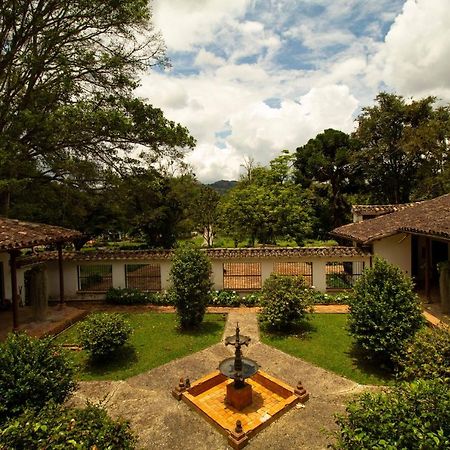 Club Campestre Hacienda Fizebad Hotel El Retiro  Esterno foto