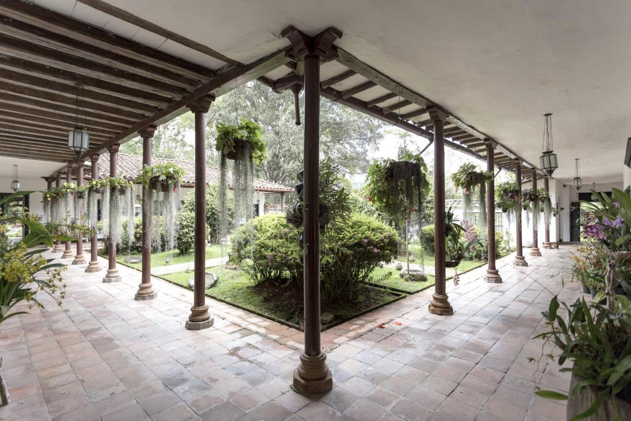 Club Campestre Hacienda Fizebad Hotel El Retiro  Esterno foto