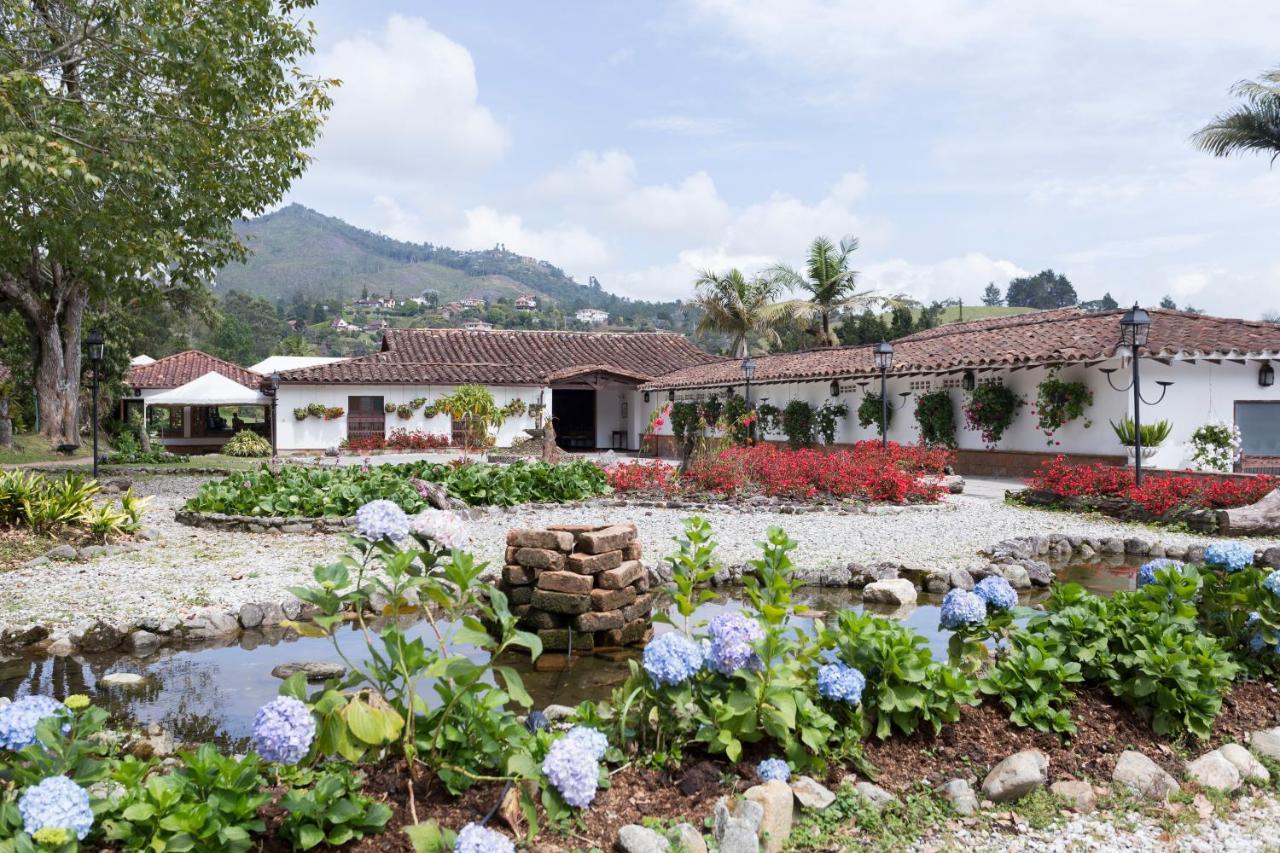 Club Campestre Hacienda Fizebad Hotel El Retiro  Esterno foto