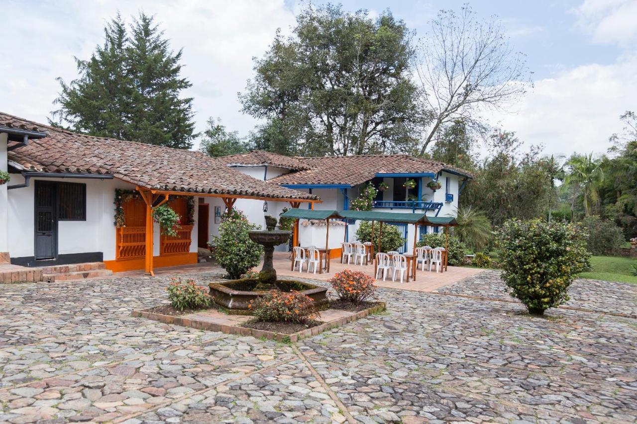 Club Campestre Hacienda Fizebad Hotel El Retiro  Esterno foto