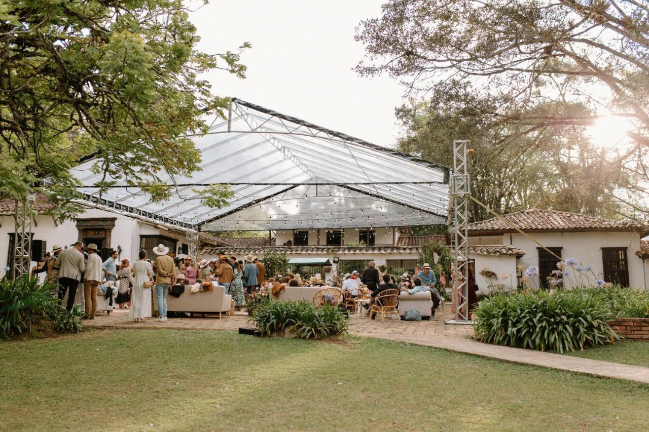 Club Campestre Hacienda Fizebad Hotel El Retiro  Esterno foto